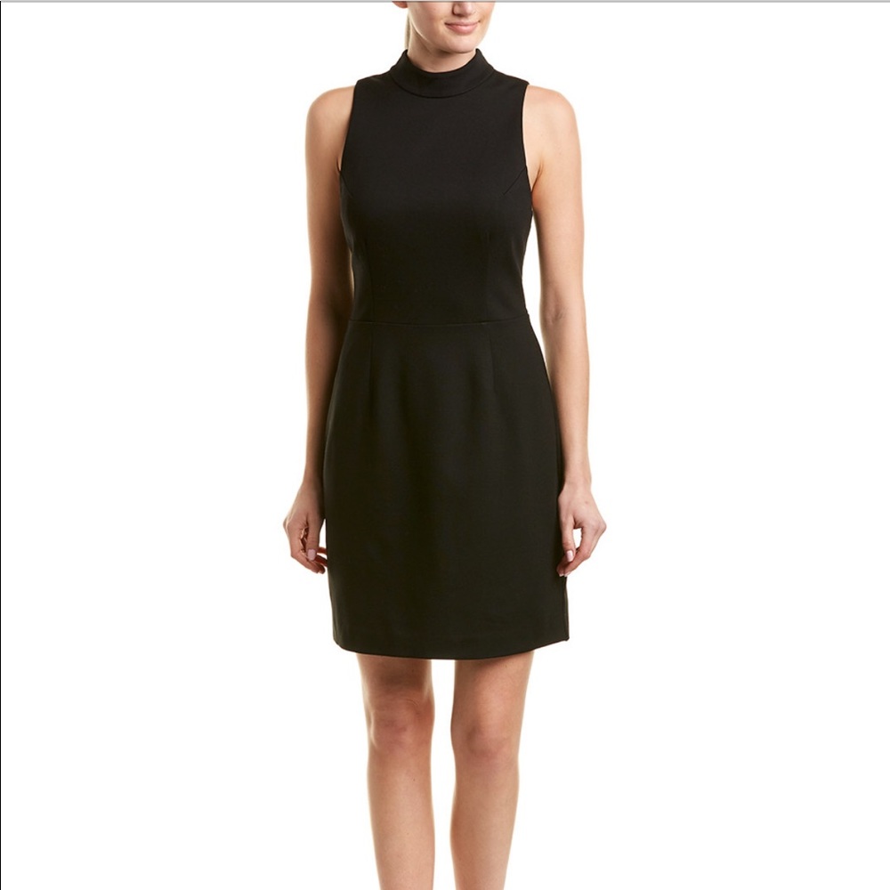 !!HP!! NWT Trina Turk Ruffle back shift dress!